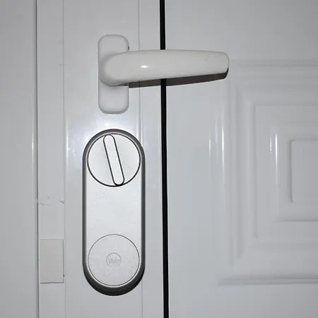 度假居 Under The Pine Tree *